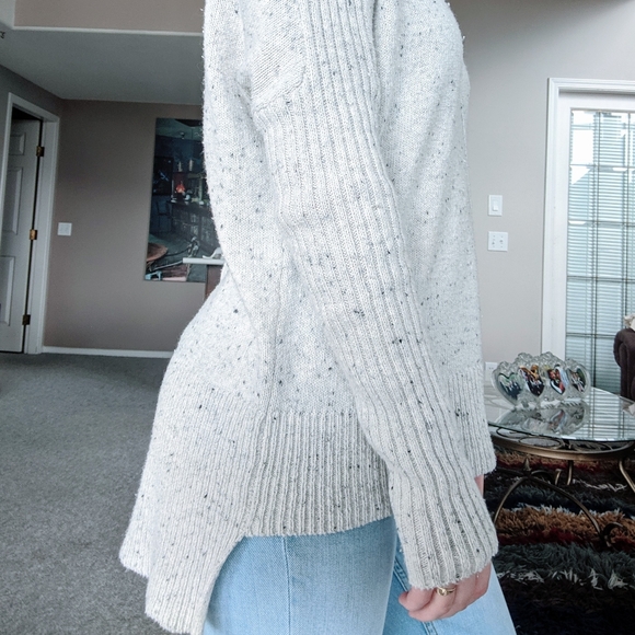 Long Mock Neck Sweater - Picture 2 of 4